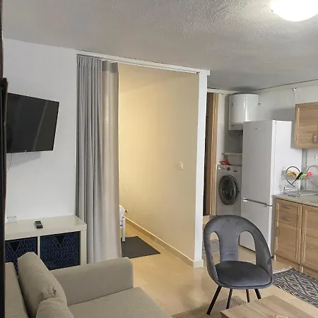 Yellow Submarine Szkála Fúrkasz