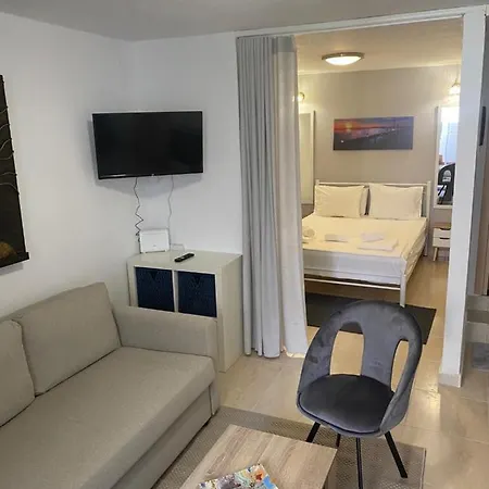 Yellow Submarine Holiday home Skala Fourkas