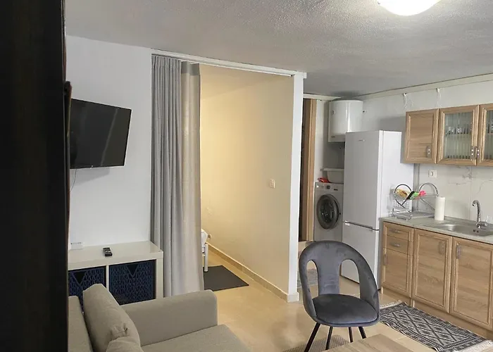 Yellow Submarine Skála Foúrkas